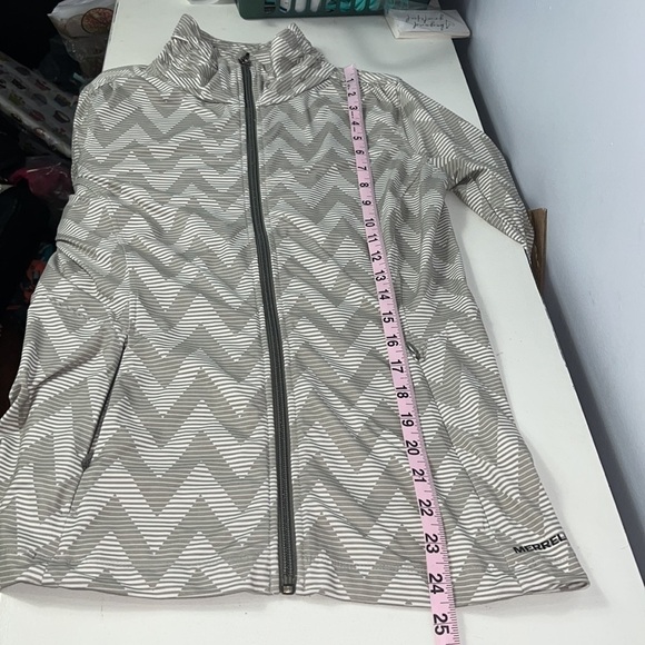 Merrell Full Zip Top - Picture 10 of 10